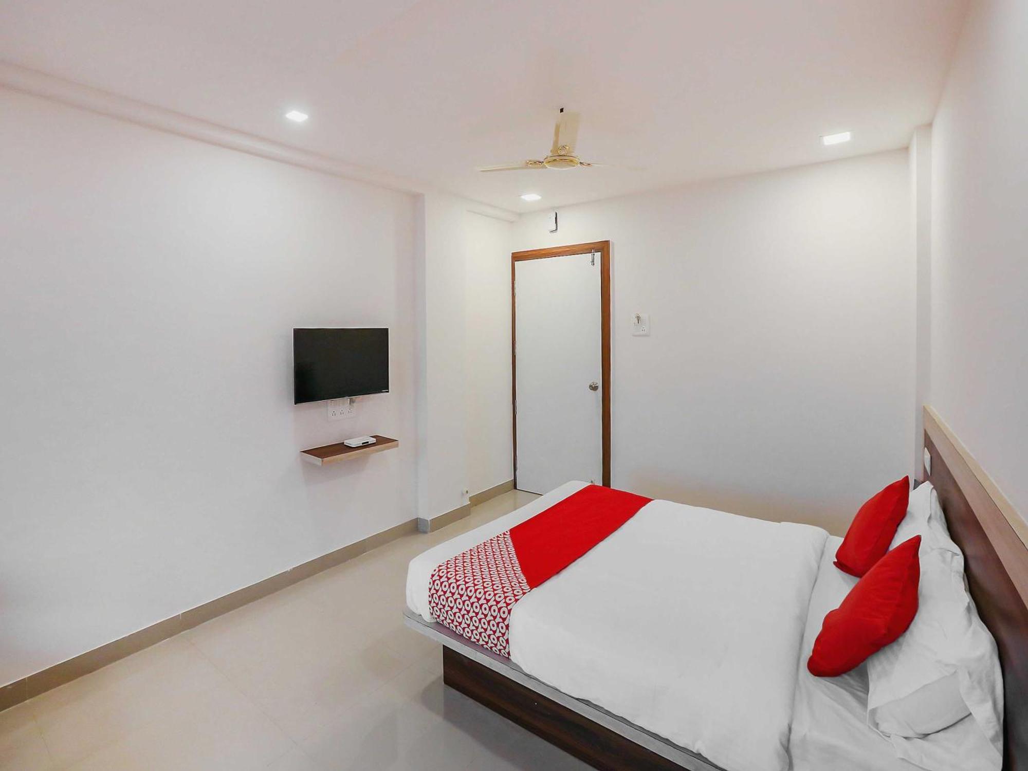 Hotel O Pingara Executive Phursungi Dış mekan fotoğraf
